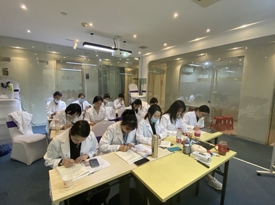 微整形技術(shù)培訓(xùn) 從零開(kāi)始，如何選擇專業(yè)的培訓(xùn)機(jī)構(gòu)